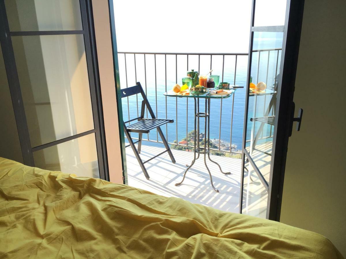 House In Grimaldi. Spectacular View Over The French Riviera! Grimaldi  Eksteriør bilde